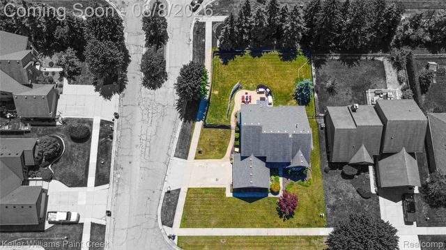 17576 Canvasback Drive, Macomb Township, MI 48044