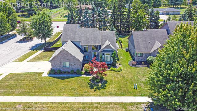 17576 Canvasback Drive, Macomb Township, MI 48044