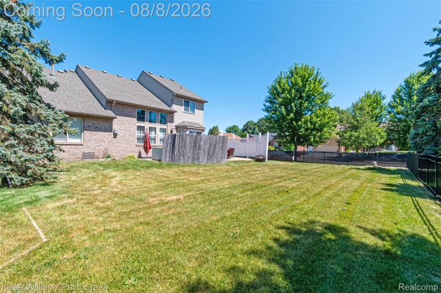 17576 Canvasback Drive, Macomb Township, MI 48044