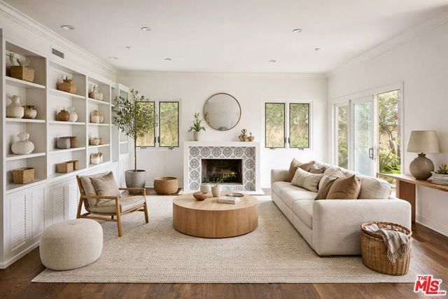 1445 Cuesta Linda, Pacific Palisades (los Angeles), CA 90272