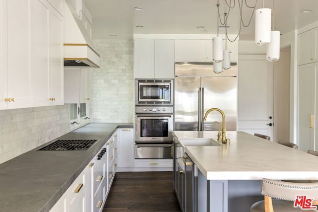 1445 Cuesta Linda, Pacific Palisades (los Angeles), CA 90272