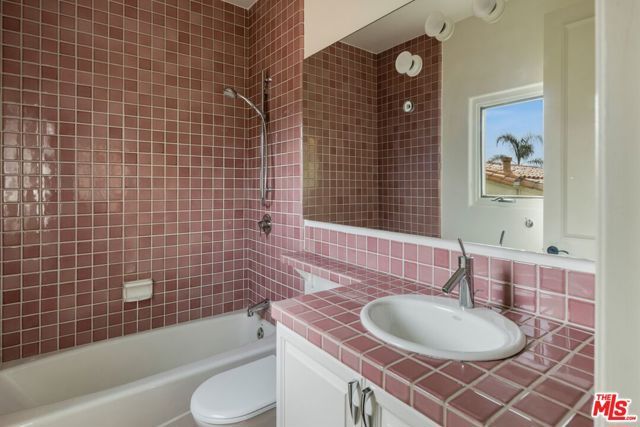 1445 Cuesta Linda, Pacific Palisades (los Angeles), CA 90272
