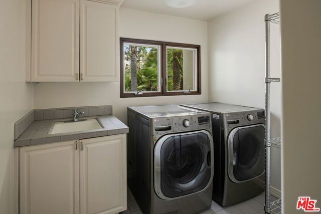 1445 Cuesta Linda, Pacific Palisades (los Angeles), CA 90272