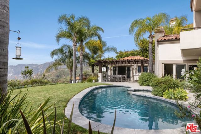 1445 Cuesta Linda, Pacific Palisades (los Angeles), CA 90272