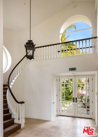 1445 Cuesta Linda, Pacific Palisades (los Angeles), CA 90272