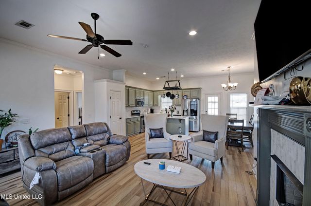 185 Beechwood Circle, Pearl, MS 39208