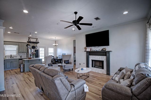 185 Beechwood Circle, Pearl, MS 39208