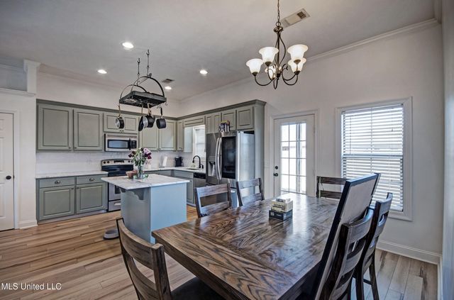 185 Beechwood Circle, Pearl, MS 39208