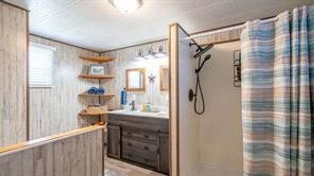 6606 Dayla Court, Granbury, TX 76049