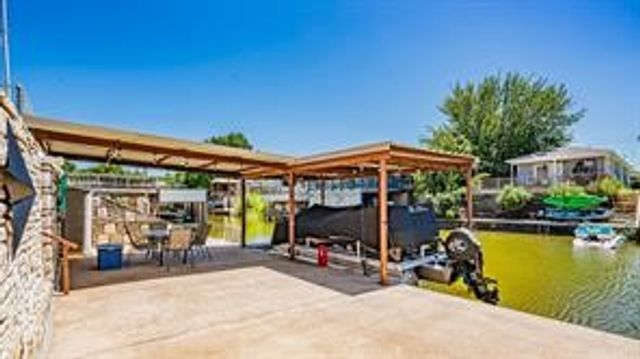6606 Dayla Court, Granbury, TX 76049