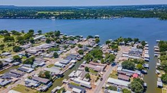 6606 Dayla Court, Granbury, TX 76049