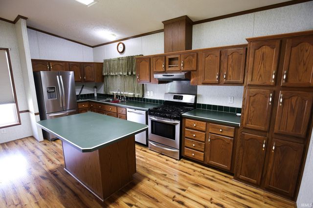 6858 S Greentuck Drive, Owensburg, IN 47453