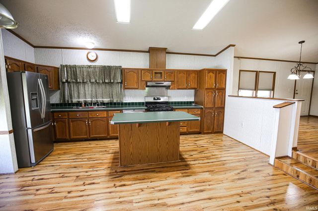 6858 S Greentuck Drive, Owensburg, IN 47453