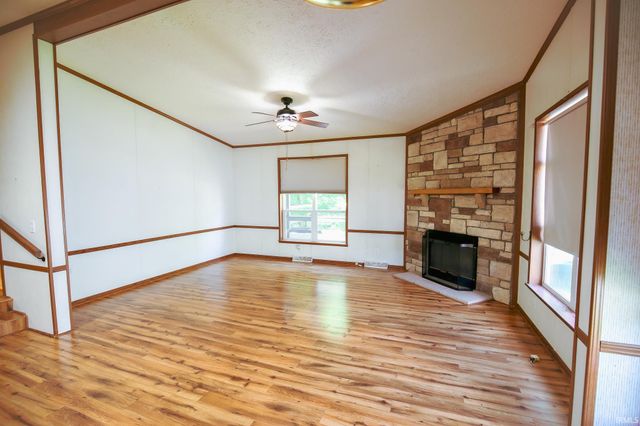 6858 S Greentuck Drive, Owensburg, IN 47453