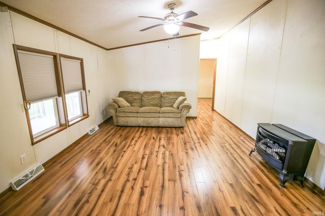 6858 S Greentuck Drive, Owensburg, IN 47453