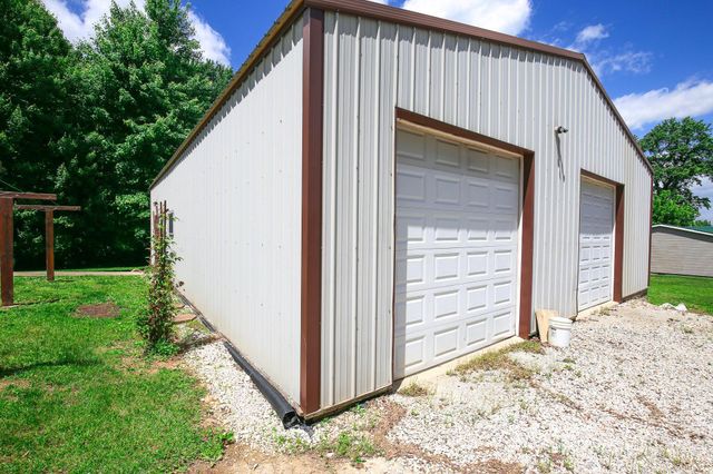 6858 S Greentuck Drive, Owensburg, IN 47453