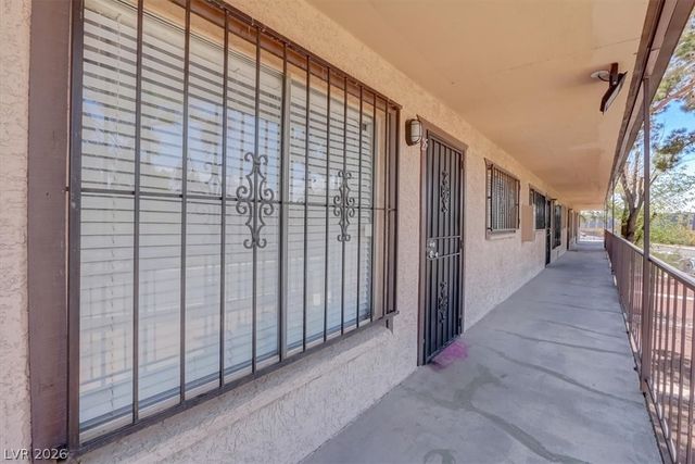 555 South Royal Crest Circle 25, Las Vegas, NV 89169