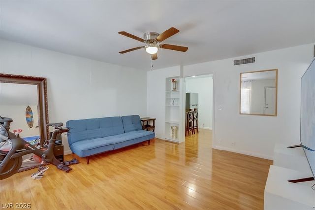 555 South Royal Crest Circle 25, Las Vegas, NV 89169