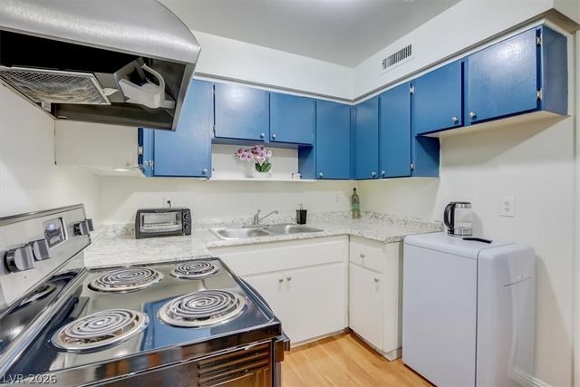 555 South Royal Crest Circle 25, Las Vegas, NV 89169