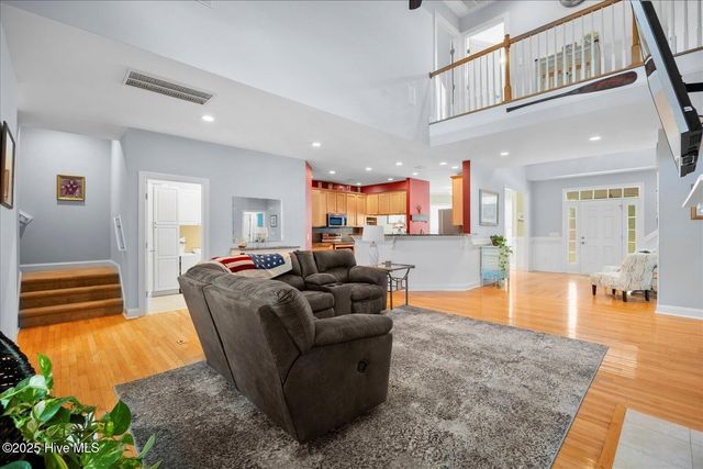 421 Okeechobee Road, Wilmington, NC 28412
