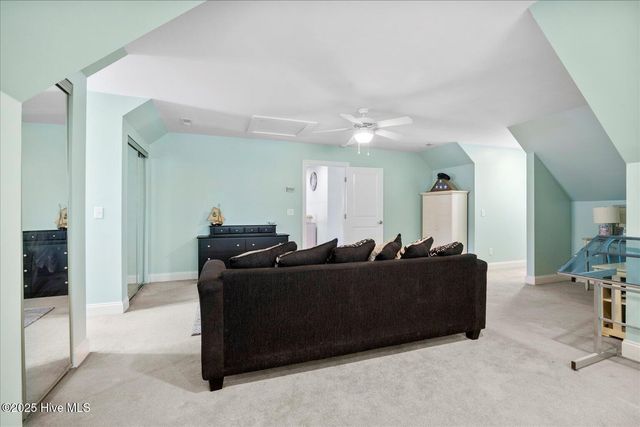 421 Okeechobee Road, Wilmington, NC 28412