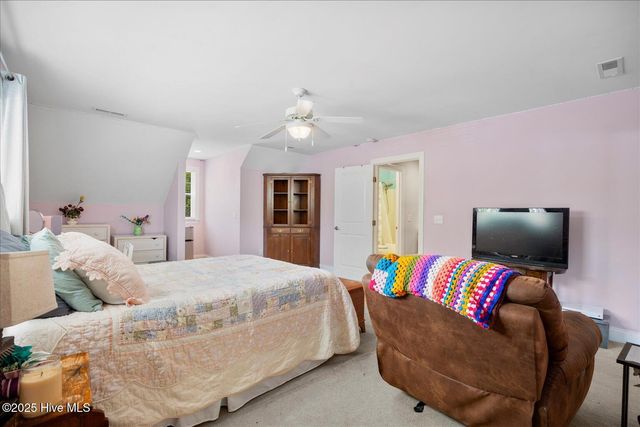 421 Okeechobee Road, Wilmington, NC 28412