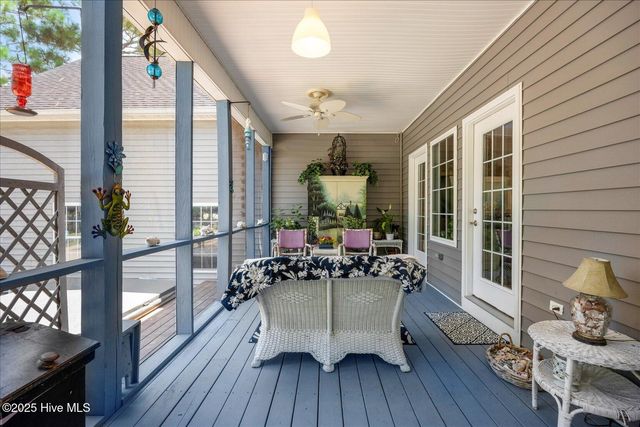 421 Okeechobee Road, Wilmington, NC 28412