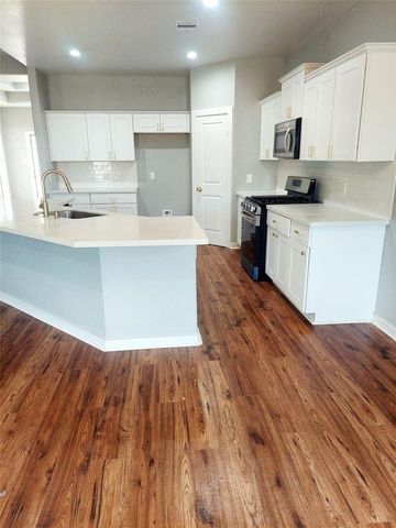 1016 Rachel B Scott Street, Cleveland, TX 77327