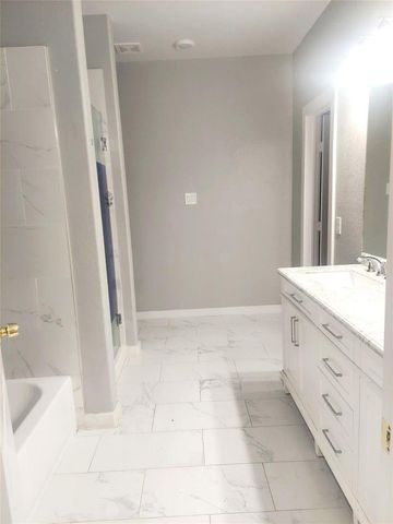 1016 Rachel B Scott Street, Cleveland, TX 77327