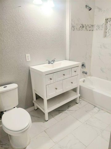 1016 Rachel B Scott Street, Cleveland, TX 77327