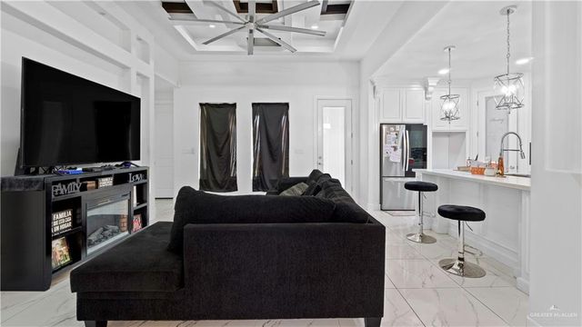 13811 N 34th Lane, Mcallen, TX 78504