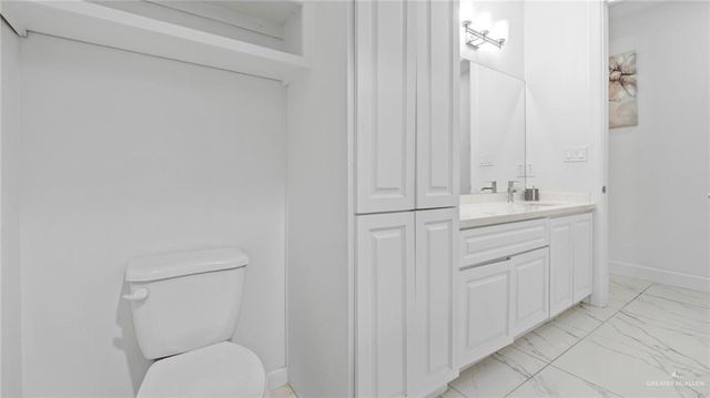 13811 N 34th Lane, Mcallen, TX 78504