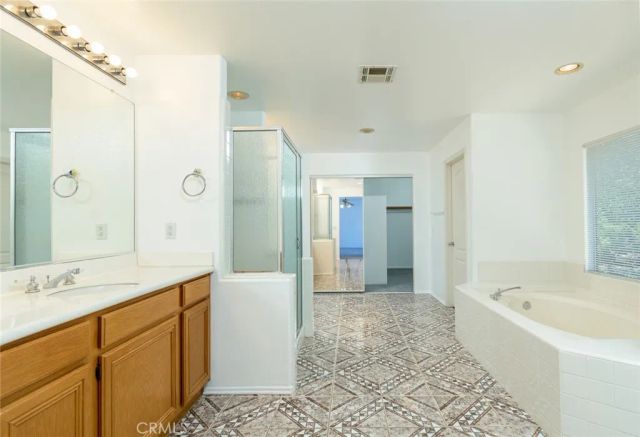 42251 Sand Palm Way, Quartz Hill, CA 93536