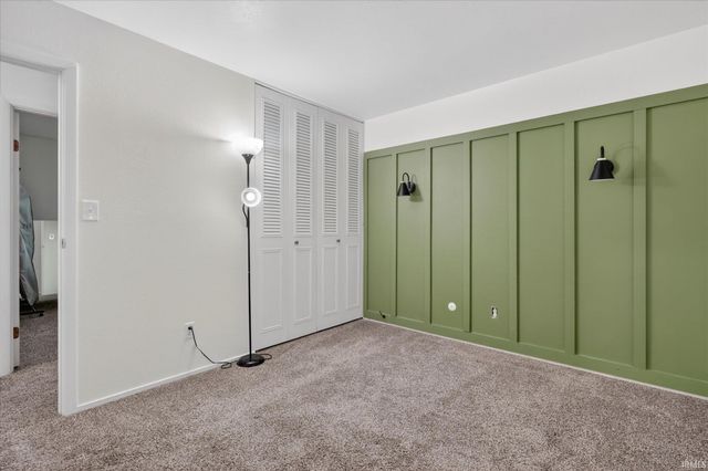 2802 Hampton Road, Mishawaka, IN 46544