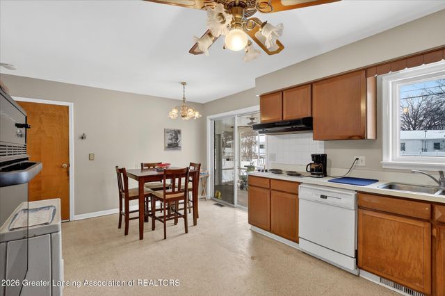 3723 Weger Place, Lansing, MI 48910