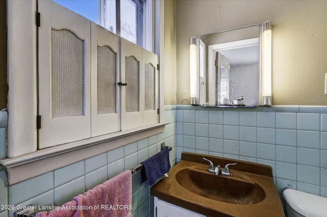 3723 Weger Place, Lansing, MI 48910