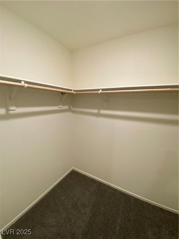 345 Summer Sparrow Avenue, Henderson, NV 89011