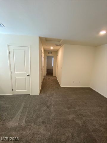 345 Summer Sparrow Avenue, Henderson, NV 89011