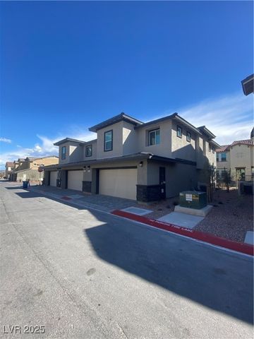 345 Summer Sparrow Avenue, Henderson, NV 89011