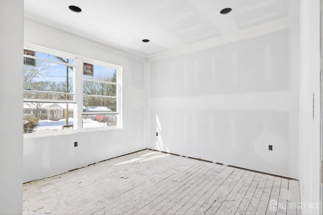 290 Fresh Ponds Road, South Brunswick, NJ 08852