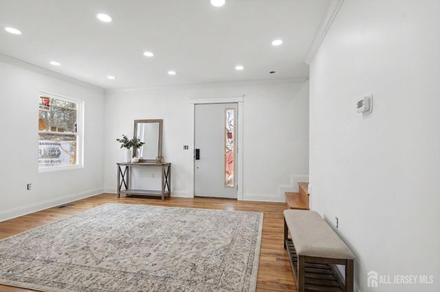 290 Fresh Ponds Road, South Brunswick, NJ 08852