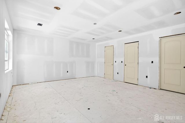 290 Fresh Ponds Road, South Brunswick, NJ 08852