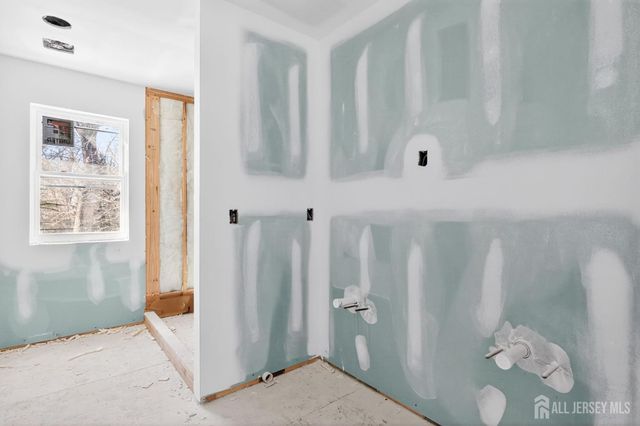 290 Fresh Ponds Road, South Brunswick, NJ 08852