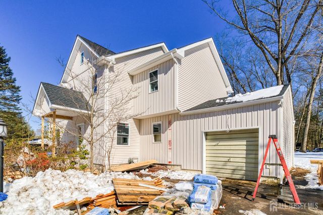 290 Fresh Ponds Road, South Brunswick, NJ 08852