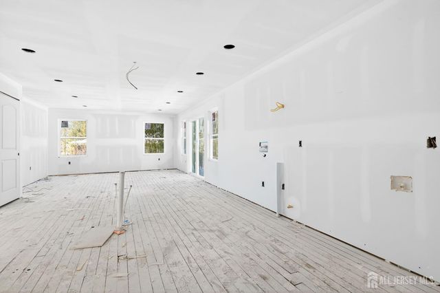 290 Fresh Ponds Road, South Brunswick, NJ 08852