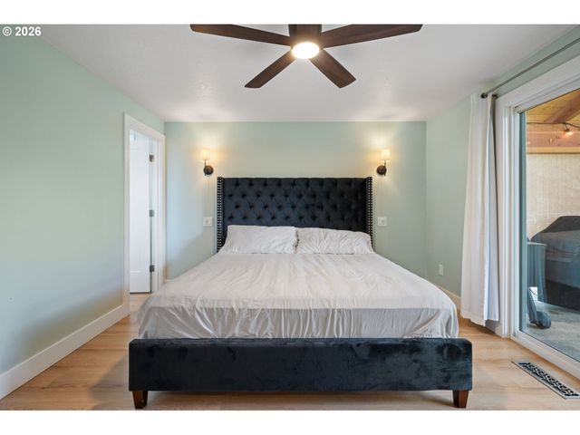 7685 Se HENDERSON St, Portland, OR 97206