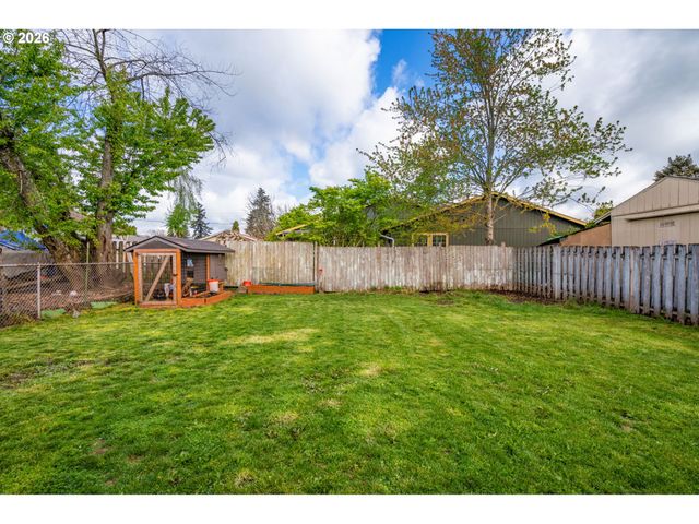 7685 Se HENDERSON St, Portland, OR 97206