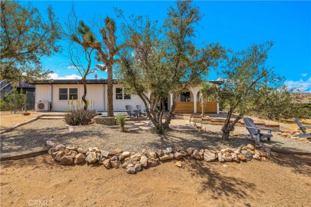 6685 Sunnyhill Road, Joshua Tree, CA 92252