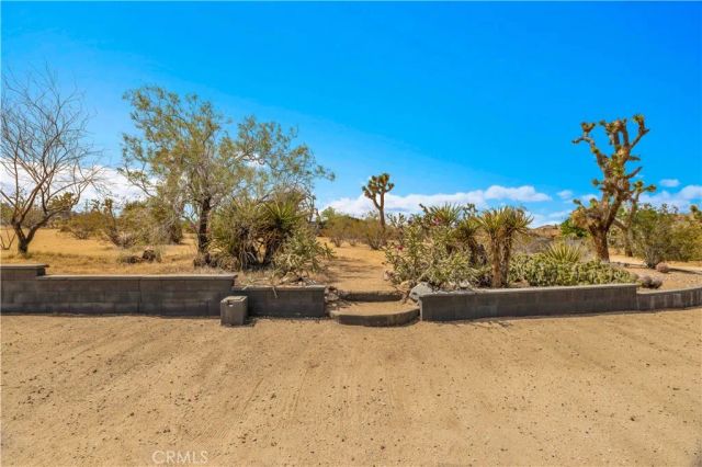 6685 Sunnyhill Road, Joshua Tree, CA 92252