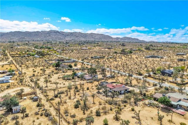 6685 Sunnyhill Road, Joshua Tree, CA 92252